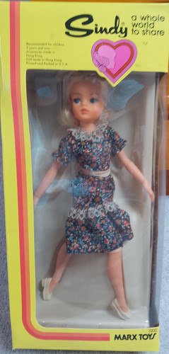 1978 boxed sindy doll - boxed,