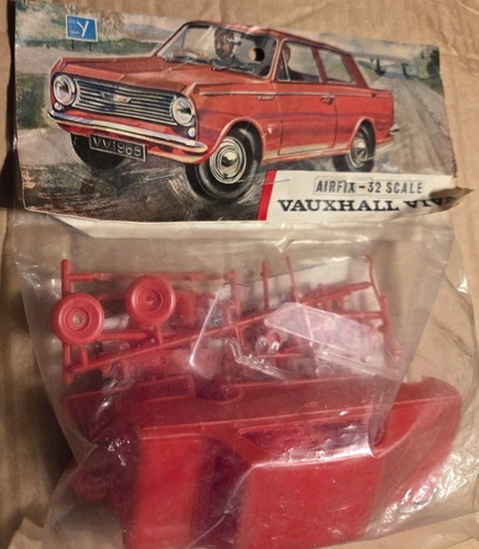 Vintage airfix red stripe - airfix,