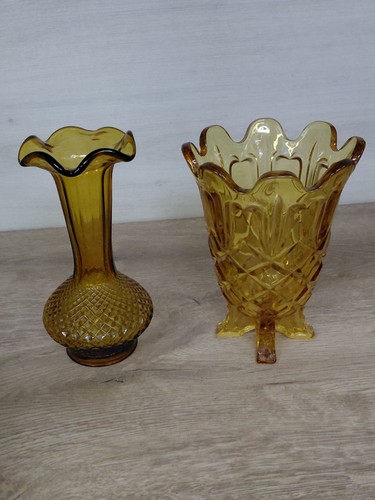 Vintage amber glass vase - 7", +