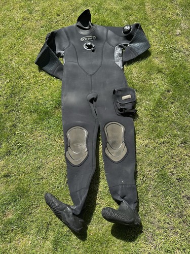 Three men dry suit size - dry,