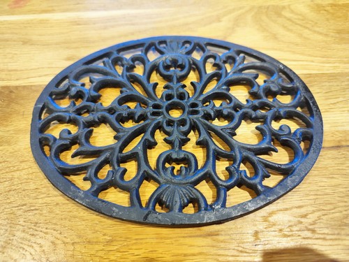 Cast iron oval - oval, 23cm