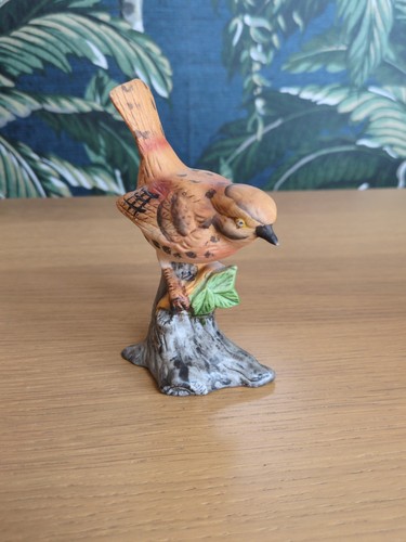 Vintage ceramic wren bird - wren,