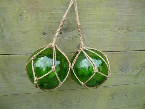 Glass jade green fishing - 2x,