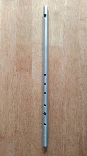Chieftain low whistle - d,
