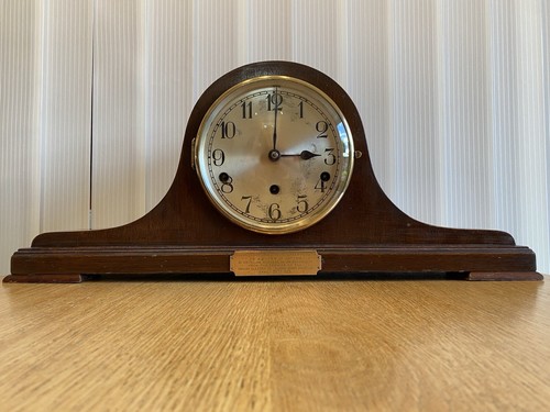 Antique 1925 mantle clock - mantle,