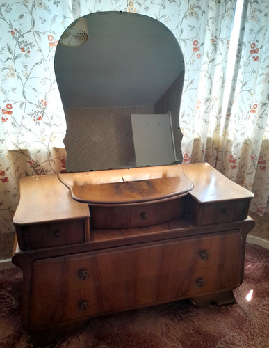 Vintage wooden dressing table - wooden,