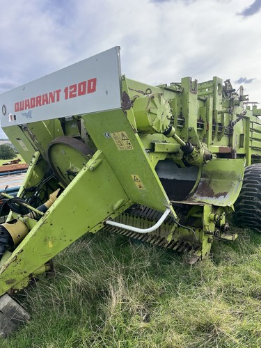 Baler hay straw - class, nh