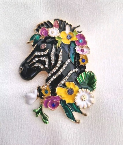 Zebra head flower - head, crown