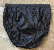 HANES Size 10/3XL  Black Silky