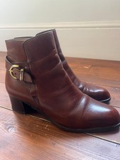 Russel and Bromley Tan Leather