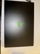 Razer Blade 15 (2022) –