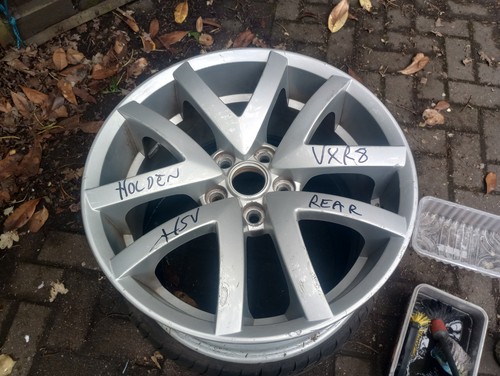 Vauxhall vxr8 holden hsv - vxr8,