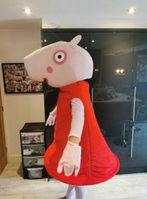 Peppa Pig Lookalike Mascot
