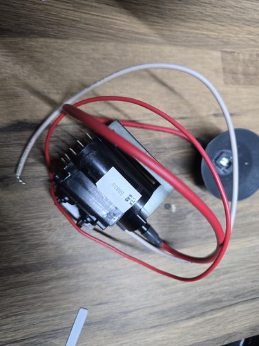 Hitachi flyback line output - ,