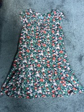 Gorgeous DIckens & Jones Drop