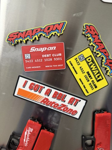 Snap debt club magnet - snap-on,