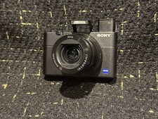 Sony Cyber-shot DSC-RX100 V