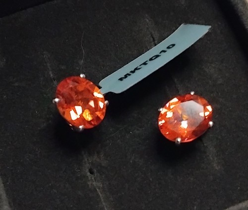 Stunning padparadscha stud - padparadscha,