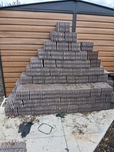 1750 1800 plain tudor brown - 1750/1800,