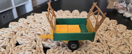 Britains farm toys small - britains,