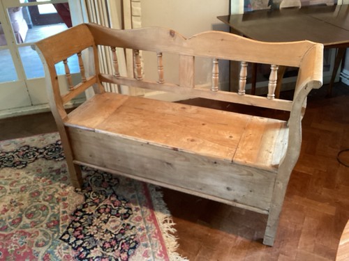Pine box settle antique - pine,