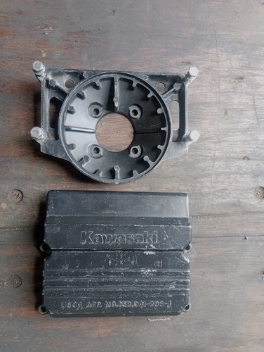 Kawasaki js550 piston - kawasaki,