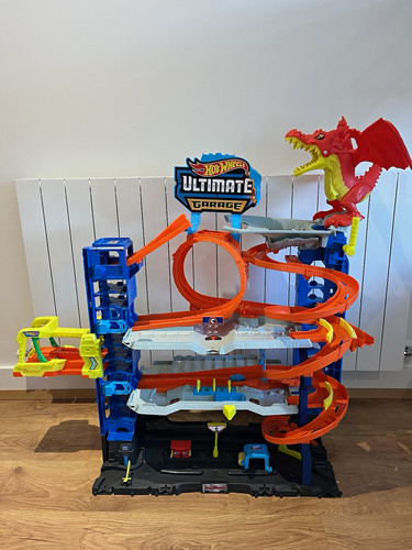 Hot wheels ultimate - hot,