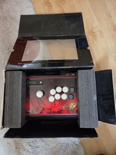 Mad catz street fighter - mad, iv