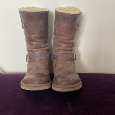 UGG Australia Kensington Brown