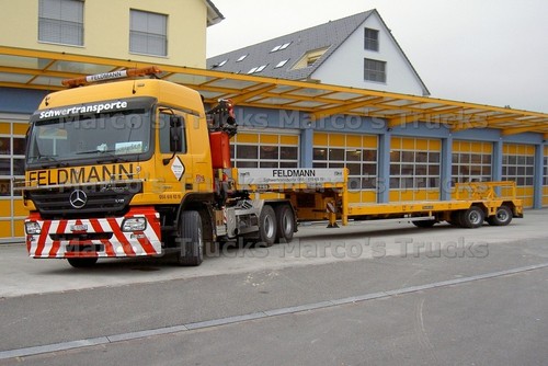 Truck photo mercedes - truck,