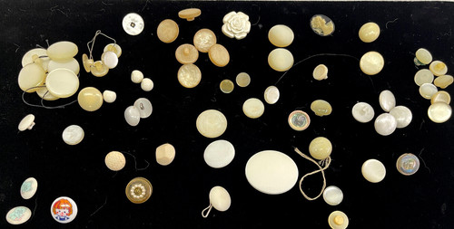 Vintage lot buttons - buttons, cameo