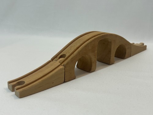 Wooden train track humpback - wooden,