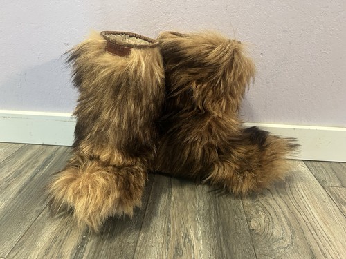 Ortles brown goat - brown, fur