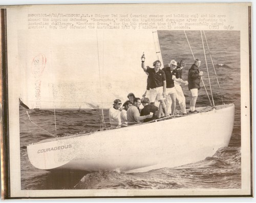 Ted hood crew racing sail - crew, of