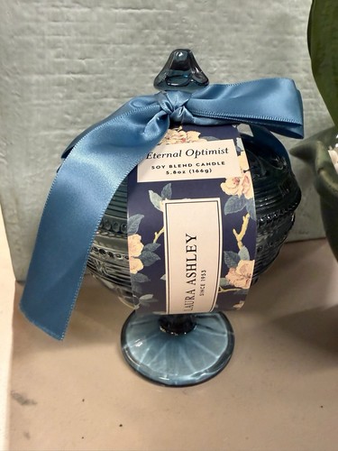 Laura ashley soy blend - blend, candle