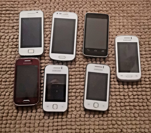 Job lot phones - job,
