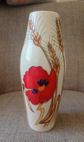 Moorcroft harvest poppies - "harvest, poppies"