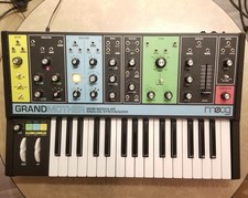 Moog Grandmother Semi-Modular