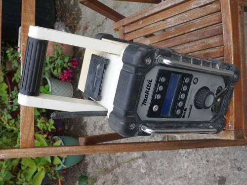 Working makita bmr104 - working, whte