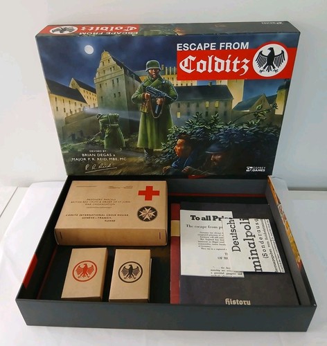 Escape from colditz board - colditz,