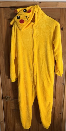 Pokemon pikachu one piece - pokemon,