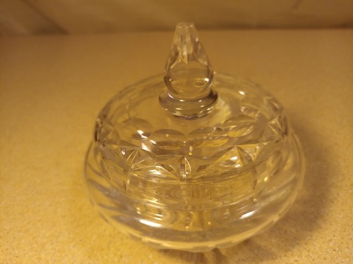 Vintage lidded glass bonbon - lidded,