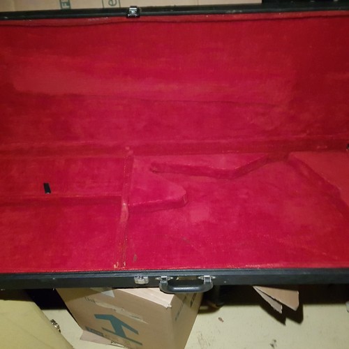 Explorer case fits - 80's, gibson