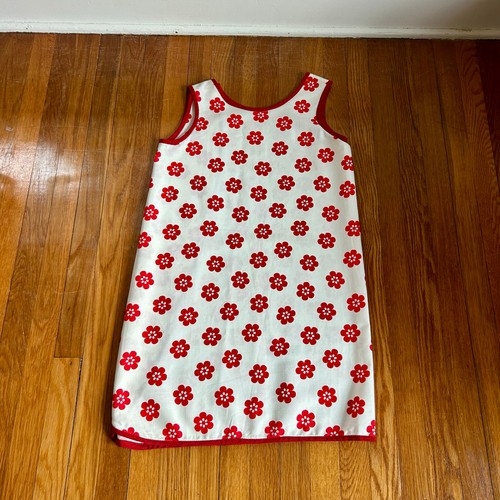 Vintage red white - &, floral