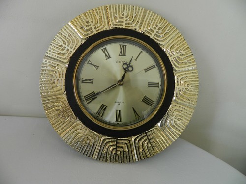 Vintage gold tone seiko - tone,