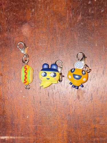 2004 tamagotchi charm - tamagotchi,