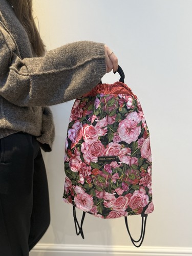 Dolce gabbana pink roses - &,