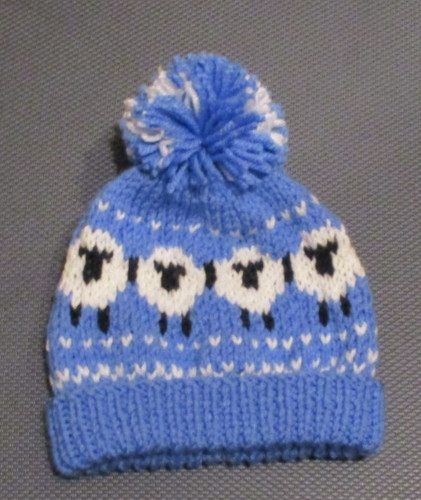 New hand knitted baby hat - new,
