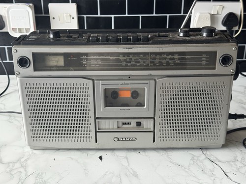 Sanyo m9922l boombox radio - sanyo,