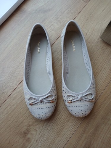 Womens shoes size new - size, other